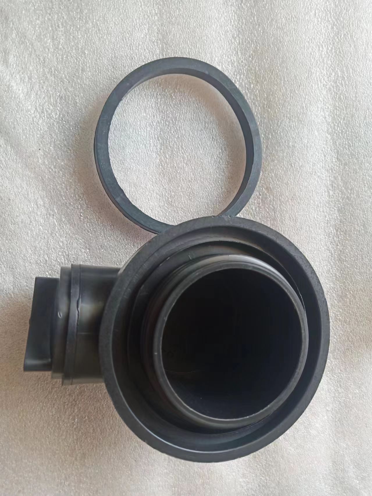 Oil connection pipe Oil Filler Connection engine parts Filler Cap